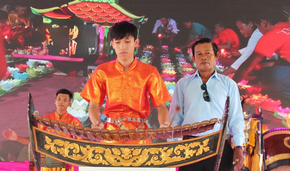 Hai Nghệ nhân Ưu tú giữ hồn văn hóa Khmer ở An Giang - ảnh 3