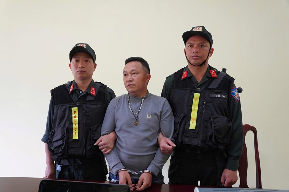 Khởi tố, bắt tạm giam một đối tượng về tội sản xuất, buôn bán hàng cấm - ảnh 1