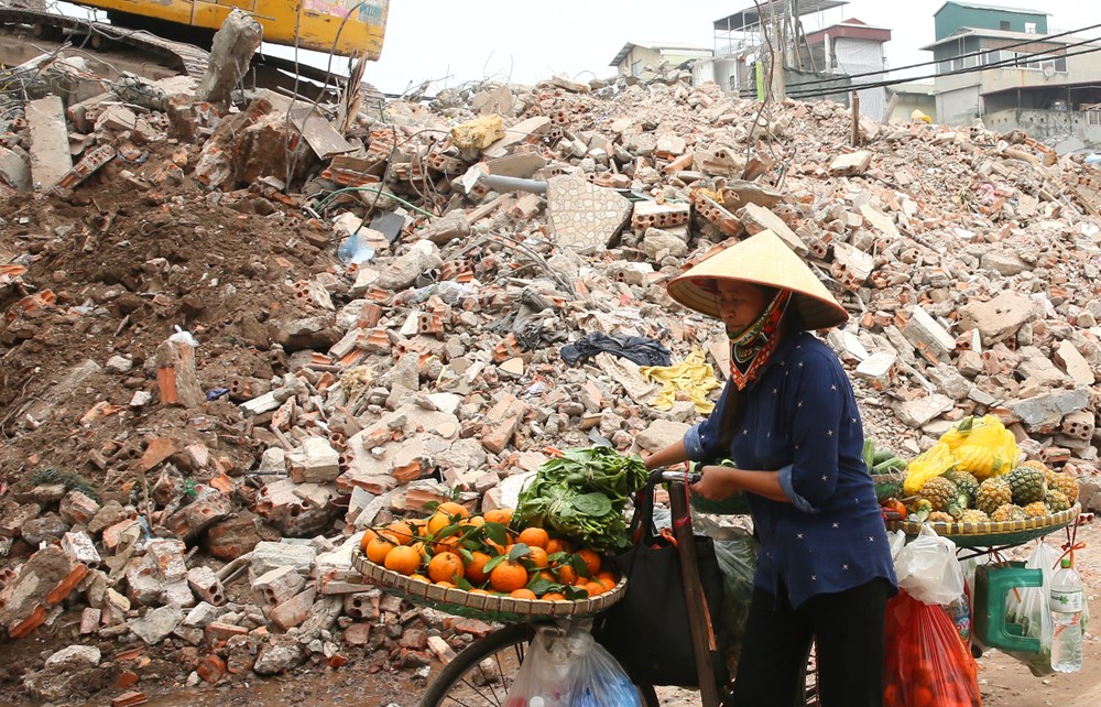 Tiến độ giải phóng mặt bằng dự án xây dựng cầu Trần Hưng Đạo và Tứ Liên đạt khoảng 99% - ảnh 24