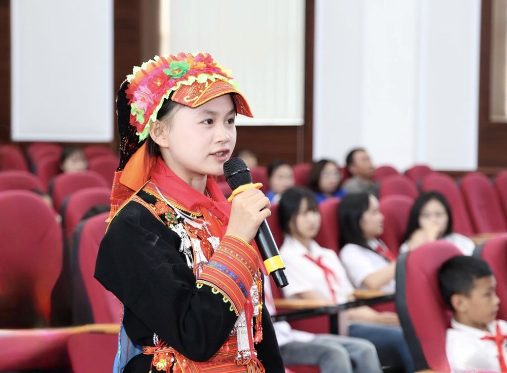 Hơn 150 thiếu nhi tiêu biểu đối thoại với đại biểu Quốc hội, HĐND tỉnh Lai Châu - ảnh 4