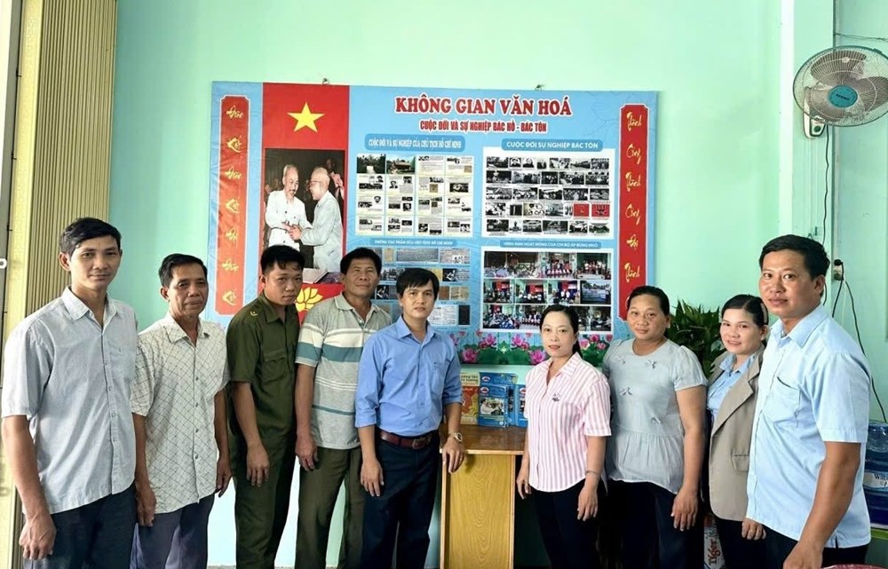 Ra mắt “Không gian văn hóa cuộc đời và sự nghiệp Bác Hồ - Bác Tôn” ở An Giang - ảnh 1