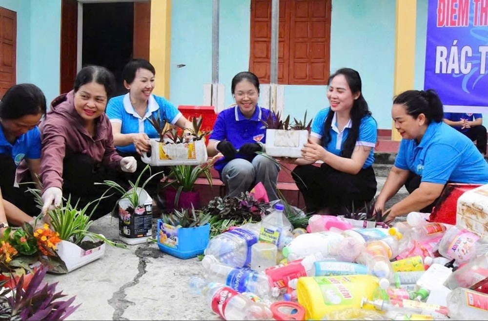 Phụ nữ Tuyên Quang chung tay xử lí rác thải và chống rác thải nhựa - ảnh 3