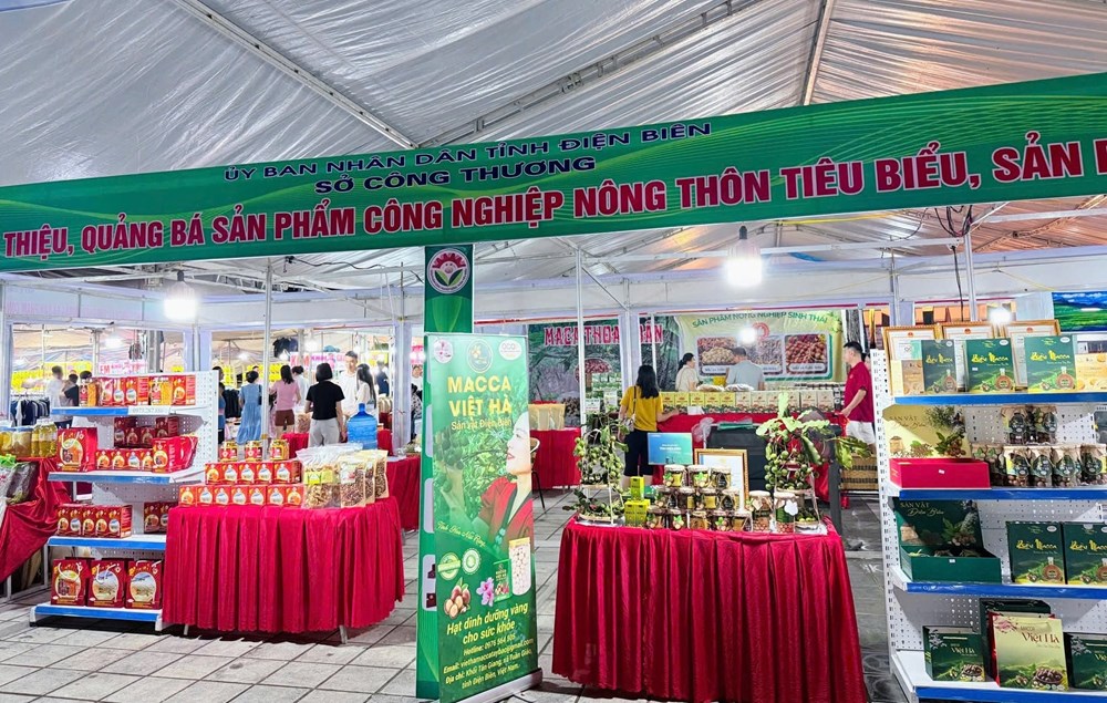 Đưa sản phẩm OCOP tiêu biểu của Điện Biên đến với người dân, du khách  - ảnh 1