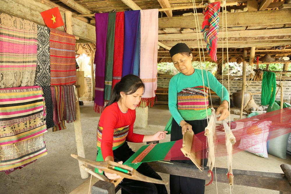 Về Bá Thước nghe núi rừng kể chuyện - ảnh 6
