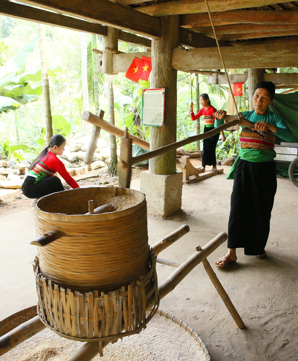 Về Bá Thước nghe núi rừng kể chuyện - ảnh 7