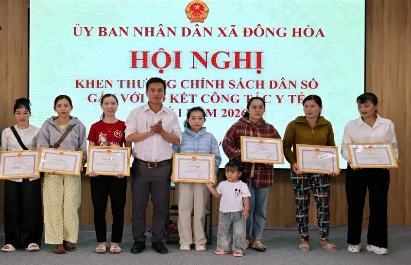 An Giang triển khai nhiều chính sách khuyến khích sinh đủ hai con - ảnh 4