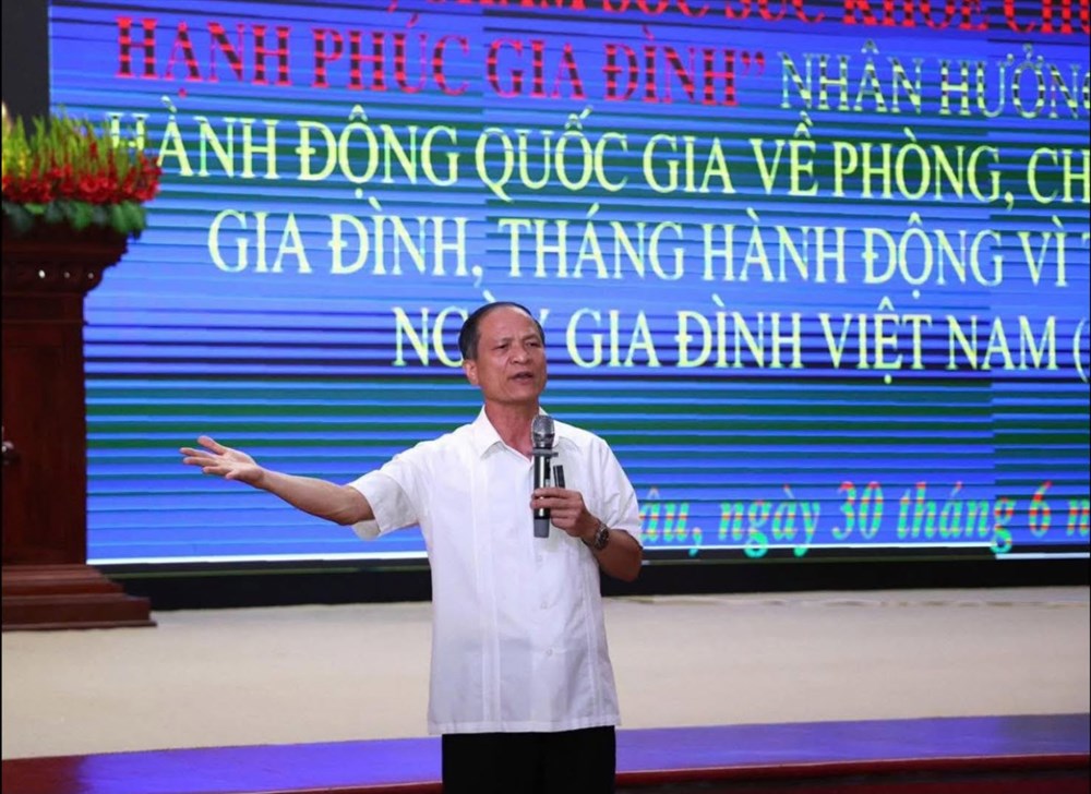 Xây dựng gia đình văn hóa, ứng xử văn minh trong thời đại số - ảnh 2