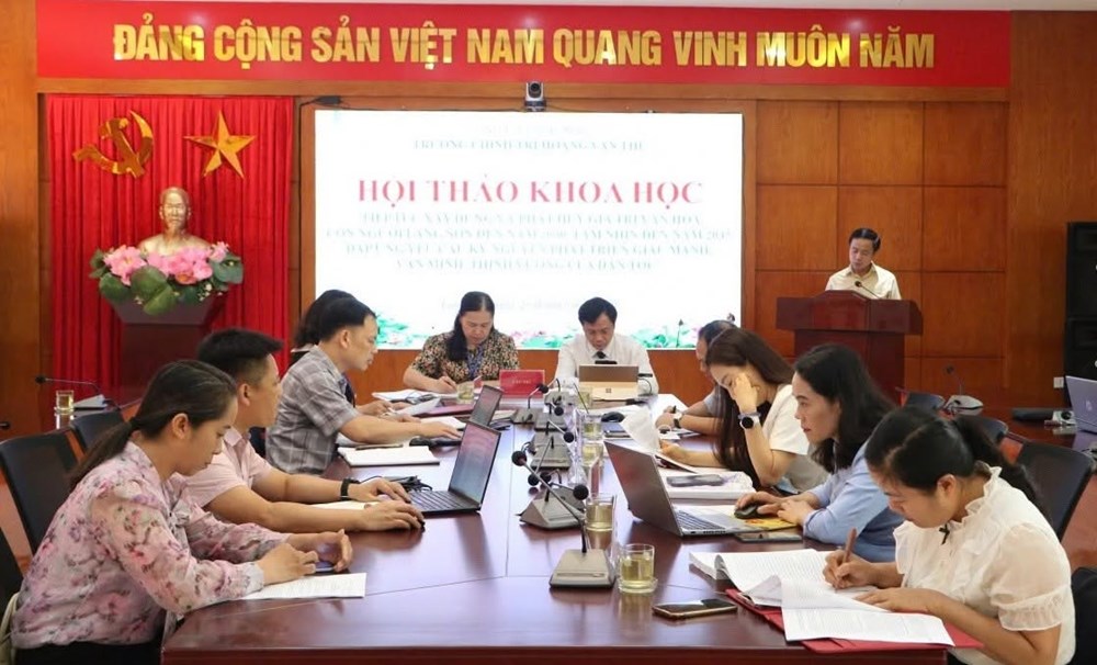 Bàn giải pháp xây dựng và phát huy giá trị văn hóa, con người Lạng Sơn - ảnh 1