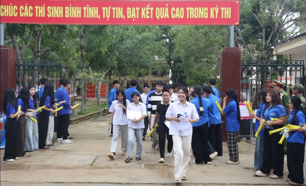 Sơn La có tỷ lệ đỗ tốt nghiệp THPT năm 2026 đạt 99,15% - ảnh 1