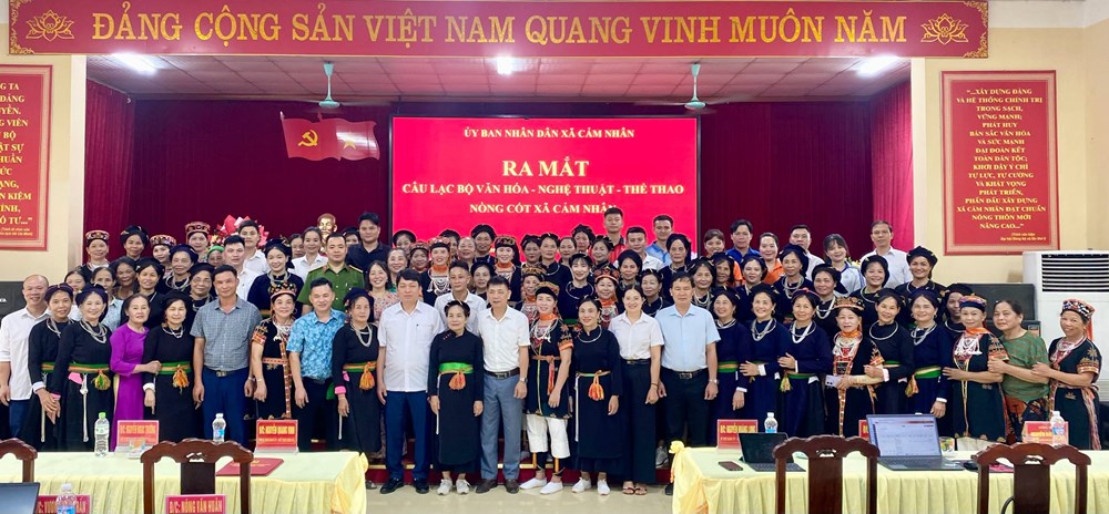 Khơi dậy phong trào văn hóa, văn nghệ quần chúng các dân tộc ở Cảm Nhân - ảnh 1