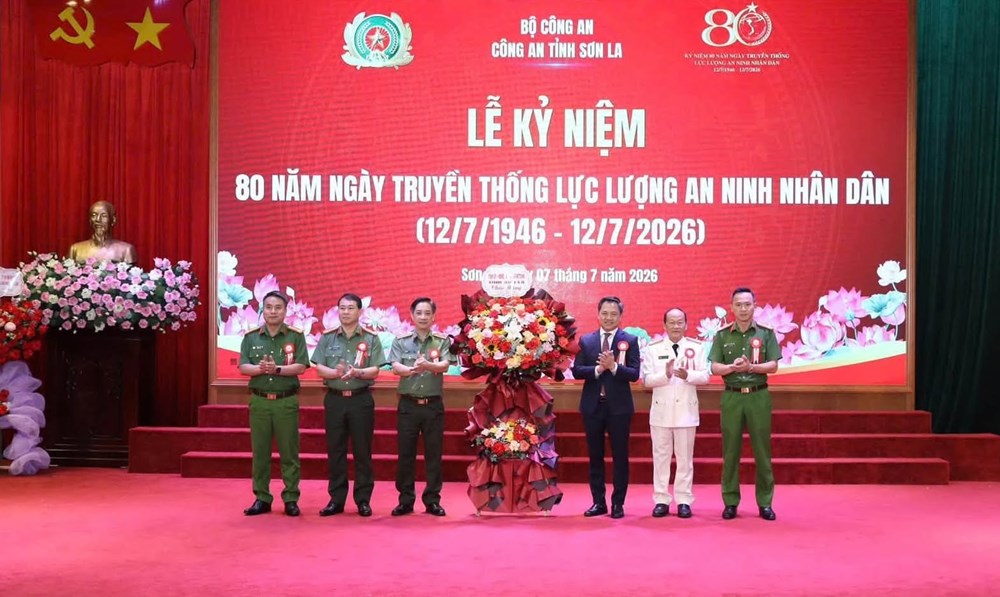 Công an Sơn La kỷ niệm 80 năm Ngày truyền thống lực lượng An ninh nhân dân - ảnh 1