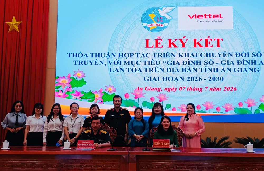 Thúc đẩy chuyển đổi số, xây dựng “Gia đình số - Gia đình an toàn” - ảnh 1