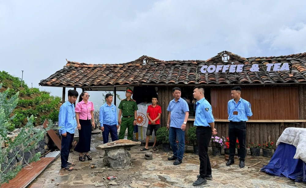 Xây dựng điểm đến Lũng Cú “sáng - xanh - sạch - đẹp” nơi cực Bắc - ảnh 1