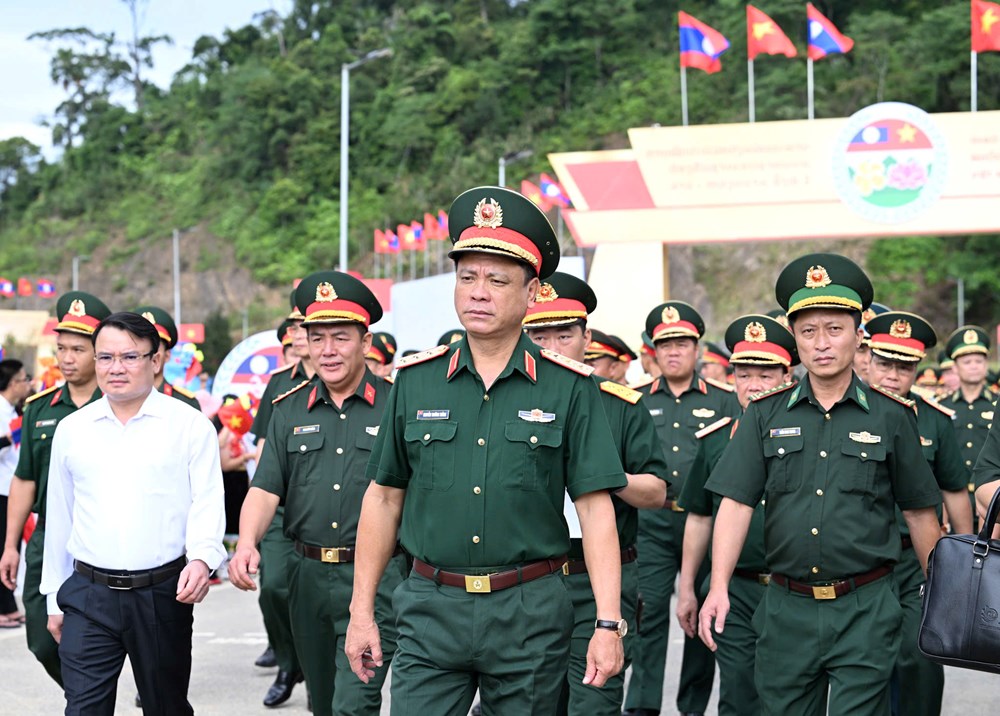 Tổng duyệt Giao lưu hữu nghị quốc phòng biên giới Việt Nam - Lào lần thứ 3 - ảnh 2