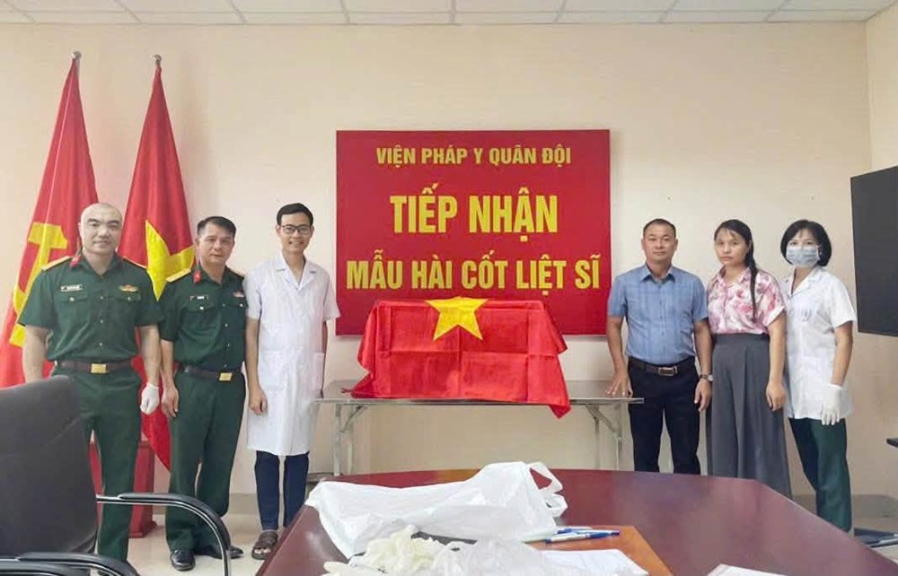 Điện Biên bàn giao 766 mẫu hài cốt liệt sĩ phục vụ giám định ADN - ảnh 1