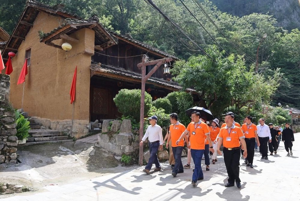 Đồng Văn sẵn sàng cho đợt tái thẩm định Công viên địa chất toàn cầu UNESCO - ảnh 2