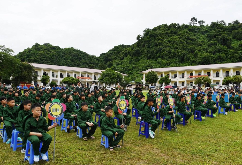 140 “chiến sĩ nhí” Sơn La tham gia rèn luyện trong môi trường quân đội - ảnh 2