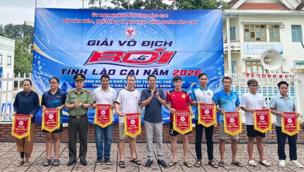 80 VĐV tham gia Giải vô địch bơi tỉnh Lào Cai 2026 - ảnh 1
