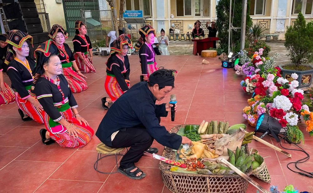 Rộn ràng Lễ hội Tết Ngô của đồng bào dân tộc Cống tại Mường Tè - ảnh 1