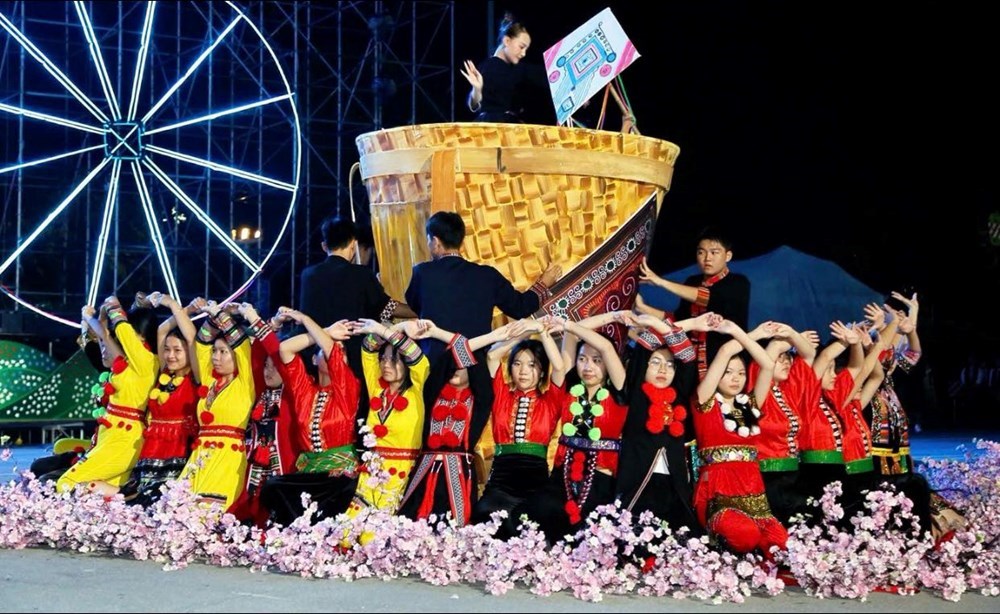 Du lịch Sơn La bứt phá, 6 tháng đầu năm đón 3,42 triệu lượt khách - ảnh 2