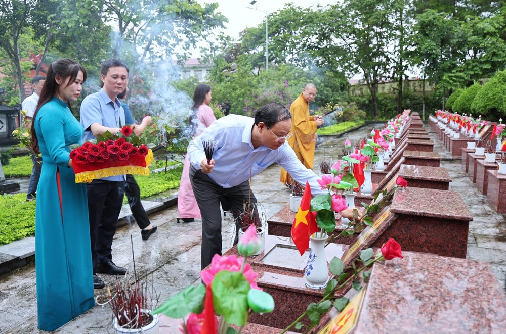 Khánh thành Dự án sửa chữa, cải tạo, nâng cấp Nghĩa trang Liệt sĩ tỉnh Lai Châu - ảnh 4