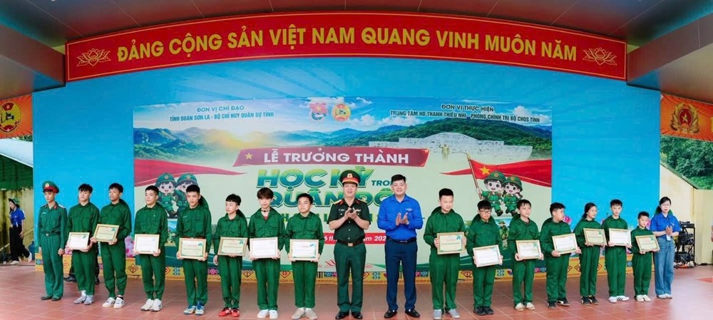 140 “chiến sĩ nhí” trưởng thành sau 7 ngày trong quân ngũ tại Sơn La  - ảnh 2