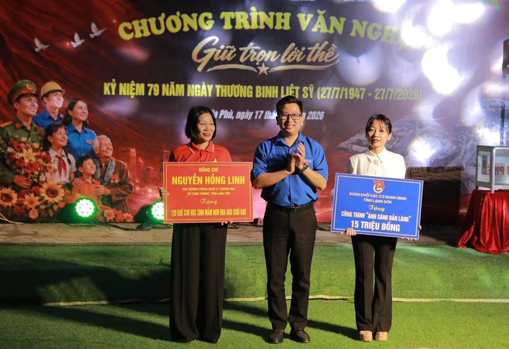 Gia Phù ấm áp đêm tri ân “Giữ trọn lời thề” nhân 79 năm Ngày Thương binh - Liệt sĩ - ảnh 5