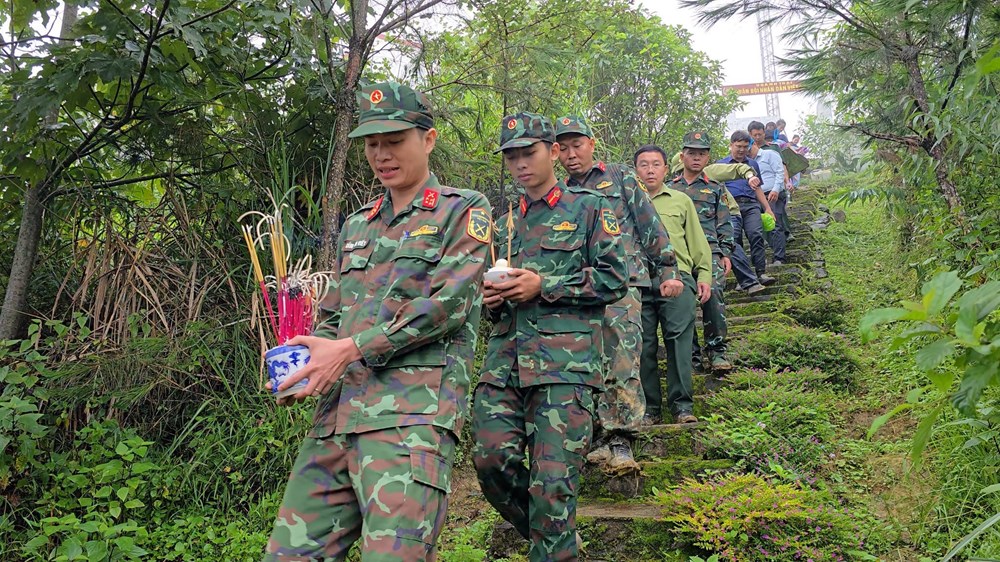 Điện Biên: Khai quật, quy tập 2 phần mộ liệt sĩ tại bản Lồng, xã Quài Tở - ảnh 3