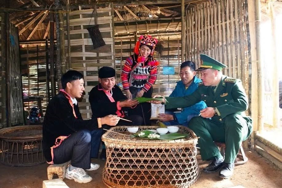 Về nơi biên cương Sín Thầu vui Tết “Dế Khù Chà” với người Hà Nhì - ảnh 4