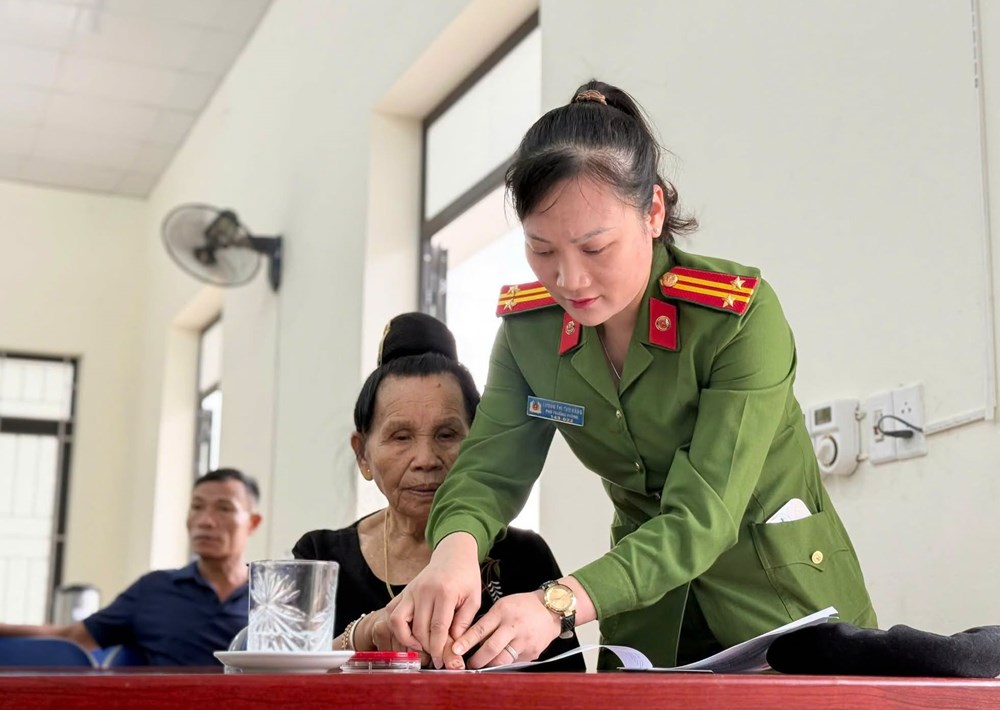 Sơn La: Thu nhận mẫu ADN cho thân nhân liệt sĩ tại xã vùng cao Nậm Lầu - ảnh 4
