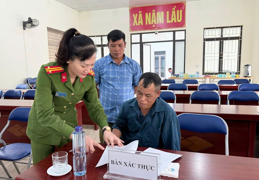 Sơn La: Thu nhận mẫu ADN cho thân nhân liệt sĩ tại xã vùng cao Nậm Lầu - ảnh 3