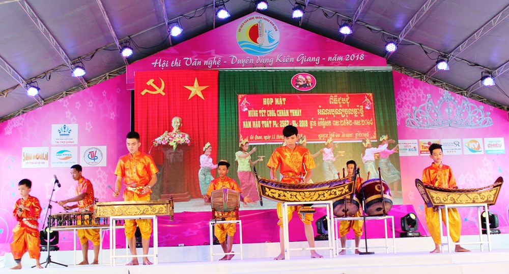 An Giang ưu tiên bảo tồn di sản gắn với phát triển du lịch bền vững 5 năm tới - ảnh 2