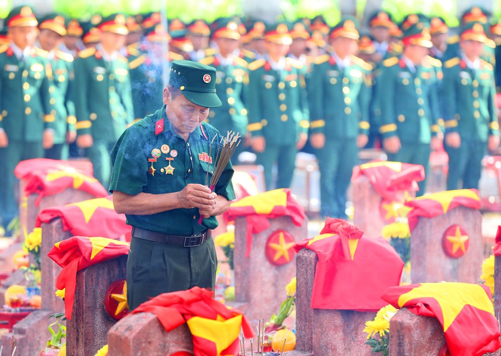 Các anh trở về, hòa vào lòng đất mẹ thân thương - ảnh 13