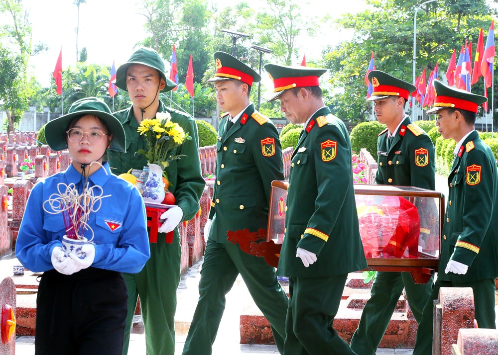 Các anh trở về, hòa vào lòng đất mẹ thân thương - ảnh 9