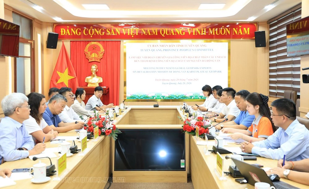 Tuyên Quang nỗ lực gìn giữ danh hiệu Công viên địa chất toàn cầu Cao nguyên đá Đồng Văn - ảnh 1
