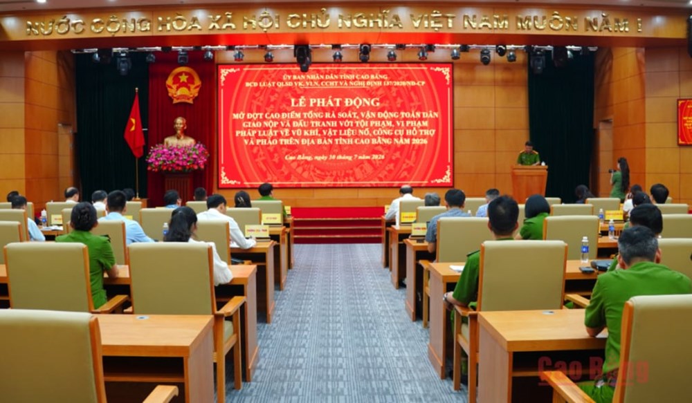 Cao Bằng phát động cao điểm vận động toàn dân giao nộp vũ khí, vật liệu nổ - ảnh 1