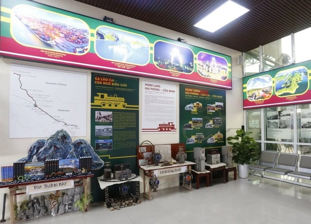 Trưng bày gần 300 hiện vật về 120 năm đường sắt Hải Phòng-Lào Cai-Côn Minh - ảnh 5