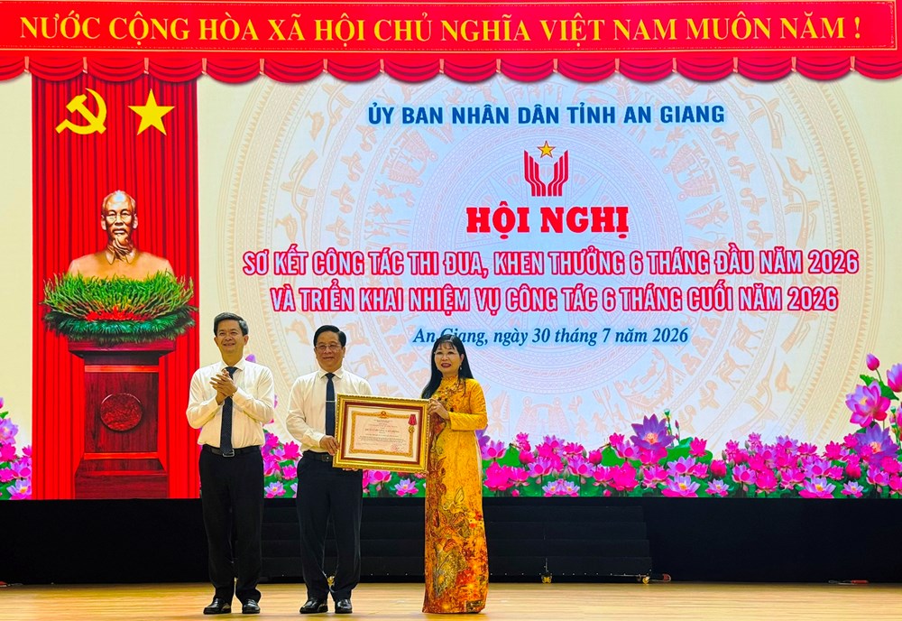 An Giang sơ kết thi đua, khen thưởng 6 tháng đầu năm 2026 - ảnh 3