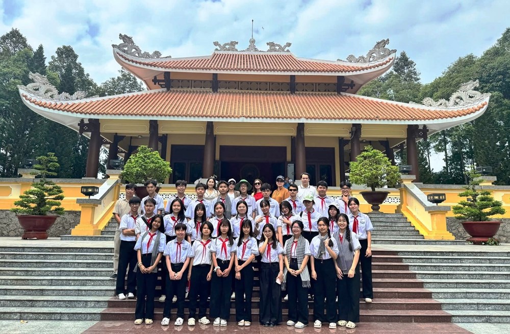 An Giang tổ chức nhiều hoạt động kỷ niệm 138 năm Ngày sinh Chủ tịch Tôn Đức Thắng - ảnh 4