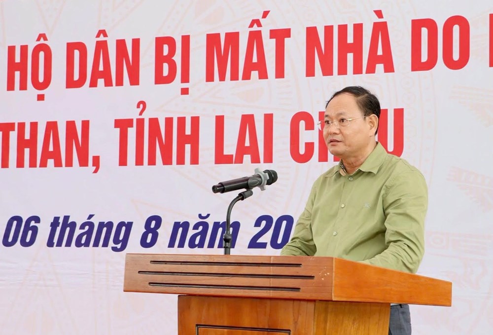 Lai Châu khánh thành khu tái định cư cho 24 hộ dân mất nhà do lũ quét - ảnh 2