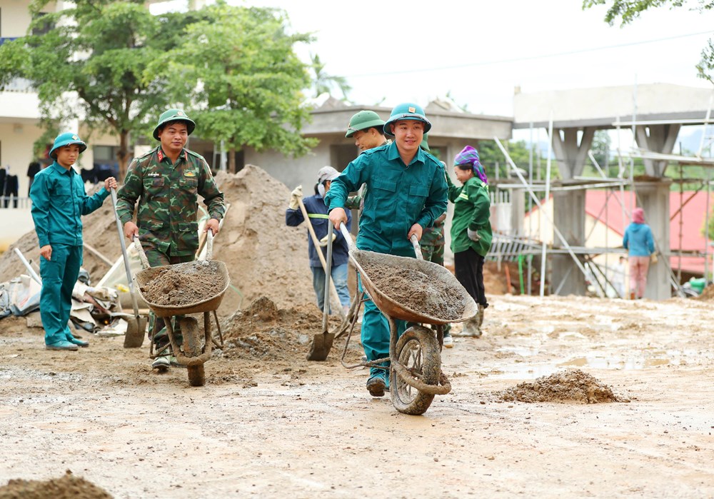 Những người gieo mầm xanh nơi phên dậu Tổ quốc - ảnh 16
