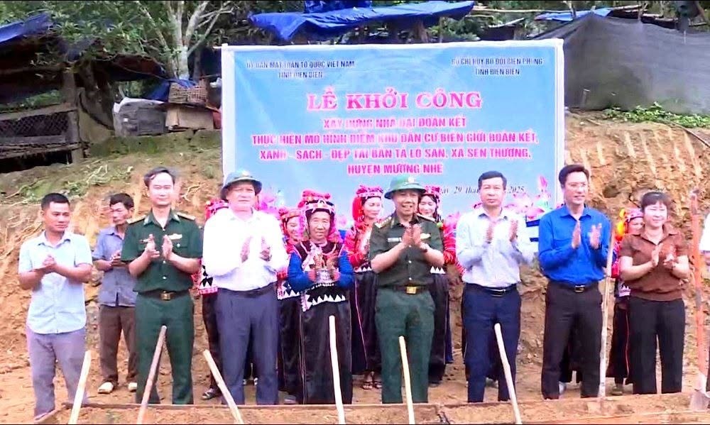 Từ mô hình điểm Tả Ló San đến khát vọng “sáng” bừng biên cương - ảnh 5