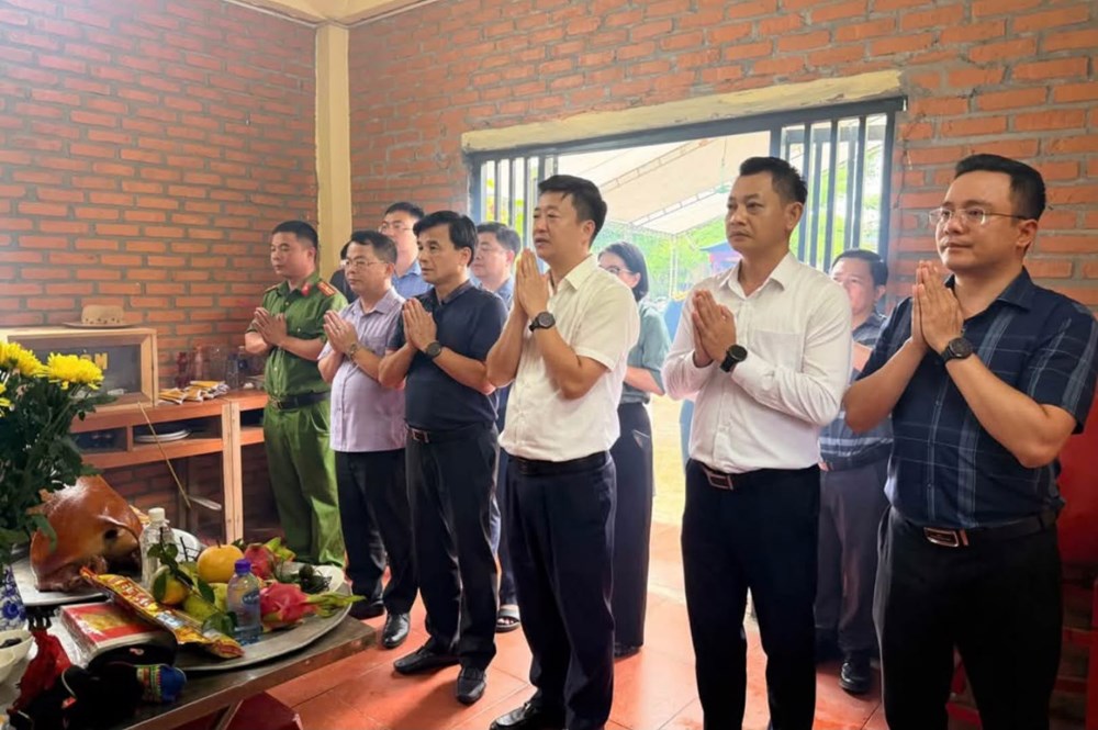  Lễ lên đồng - nét đẹp văn hóa của người Giáy ở Tả Phời - ảnh 2