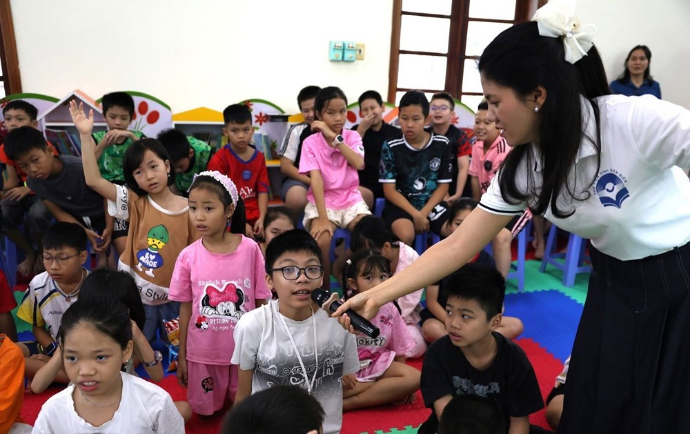 Gieo yêu thương từ trang sách, bồi đắp tình yêu quê hương cho thiếu nhi Điện Biên - ảnh 3