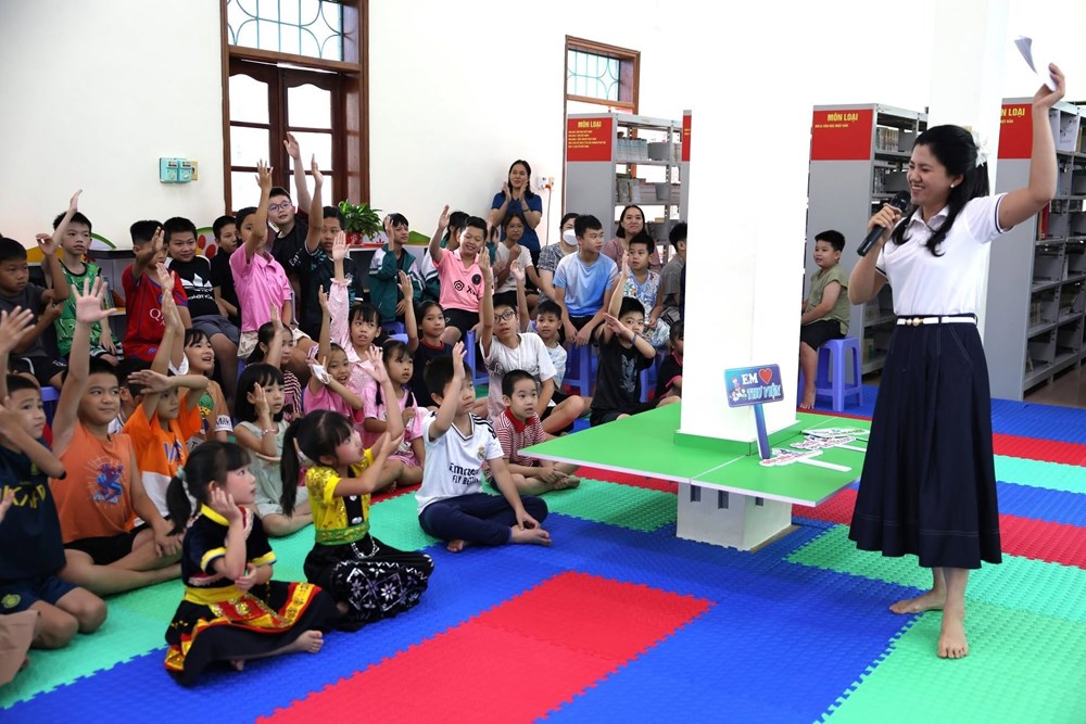 Gieo yêu thương từ trang sách, bồi đắp tình yêu quê hương cho thiếu nhi Điện Biên - ảnh 1