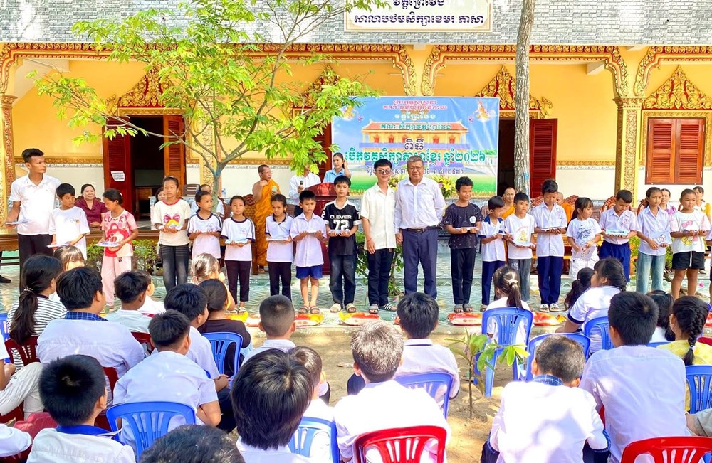 An Giang hỗ trợ người dạy tiếng nói, chữ viết dân tộc thiểu số - ảnh 2
