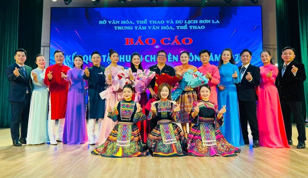 Nghệ sĩ Sơn La đưa nghệ thuật giàu bản sắc đến gần công chúng - ảnh 2