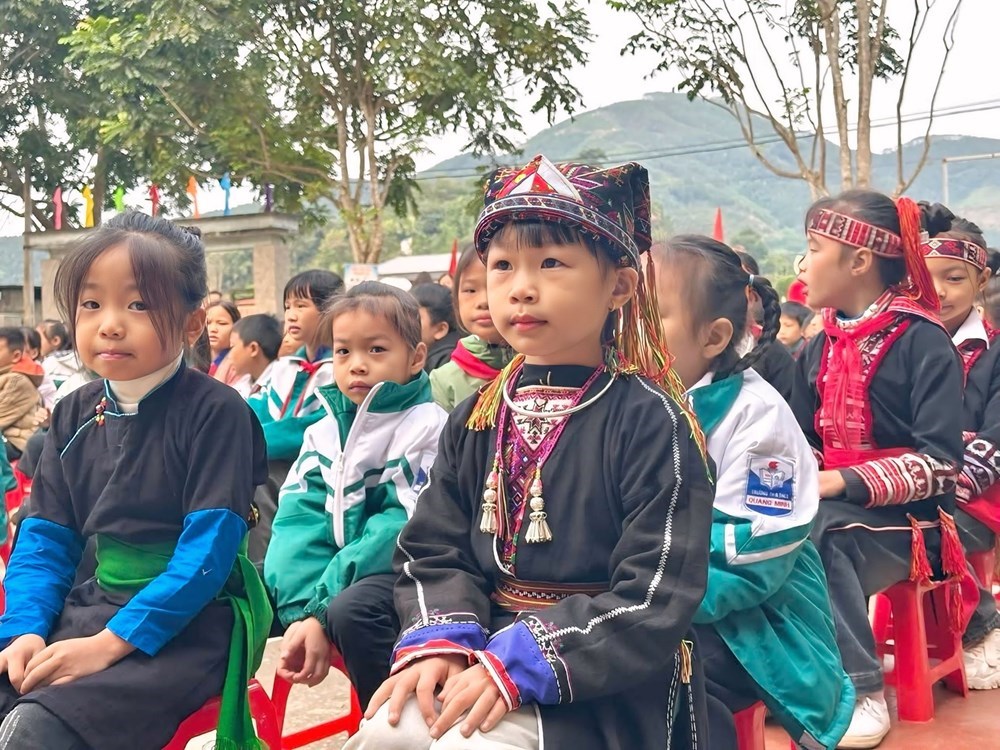 Lào Cai ban hành tiêu chí gia đình, thôn, tổ dân phố, xã, phường hạnh phúc - ảnh 1