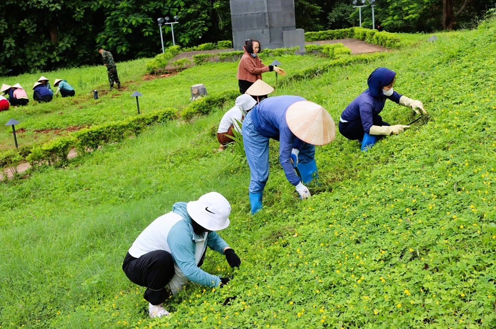 “Chiến dịch Xanh” góp sức gìn giữ di tích Đồi A1 - ảnh 4