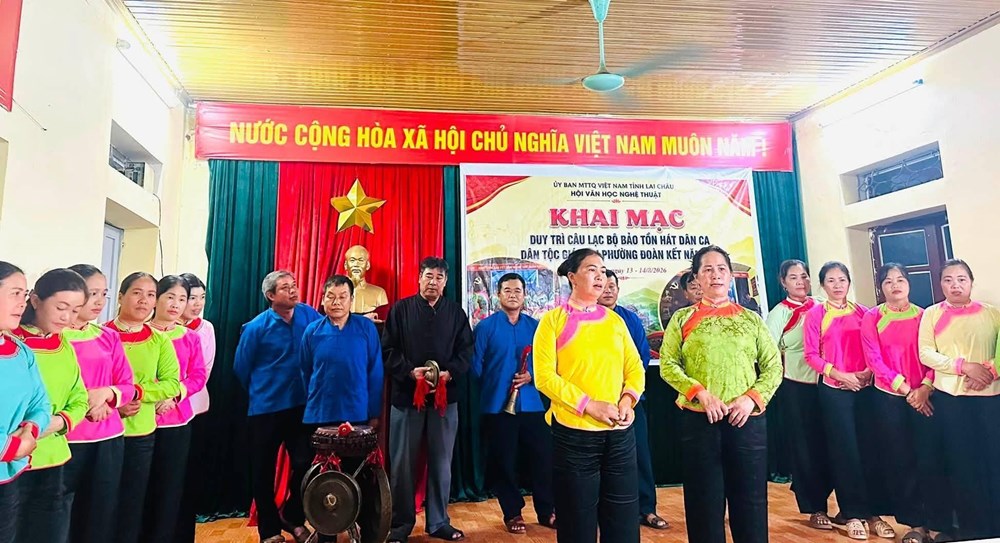 Để làn điệu dân ca Giáy ngân vang giữa đời sống hiện đại - ảnh 1